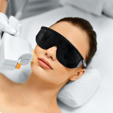 It's 2020, Is Laser Treatment Still The Best Solution For Saggy Skin?
